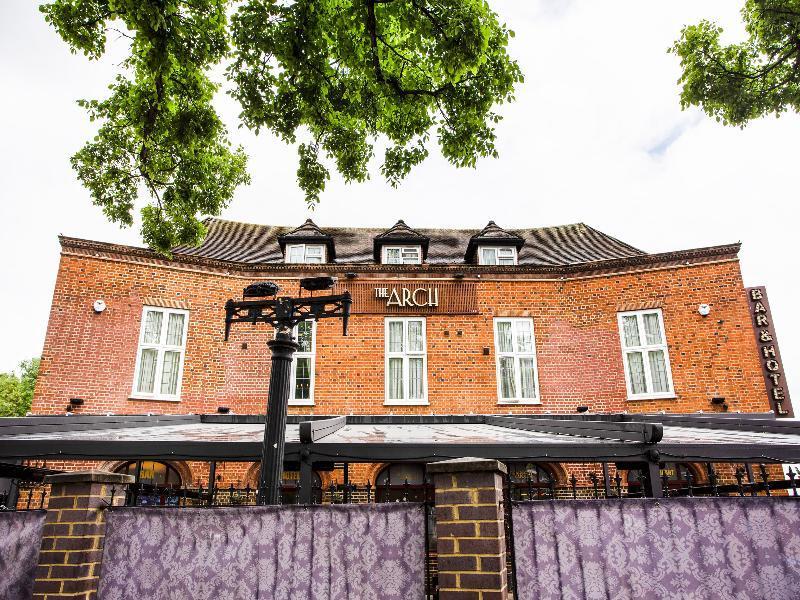 Oyo The Arch, Wembly Stadium London Exterior foto